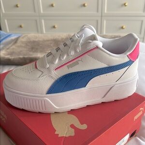 Puma White Sneakers with Blue and Pink Highlights - Juniors 6.5